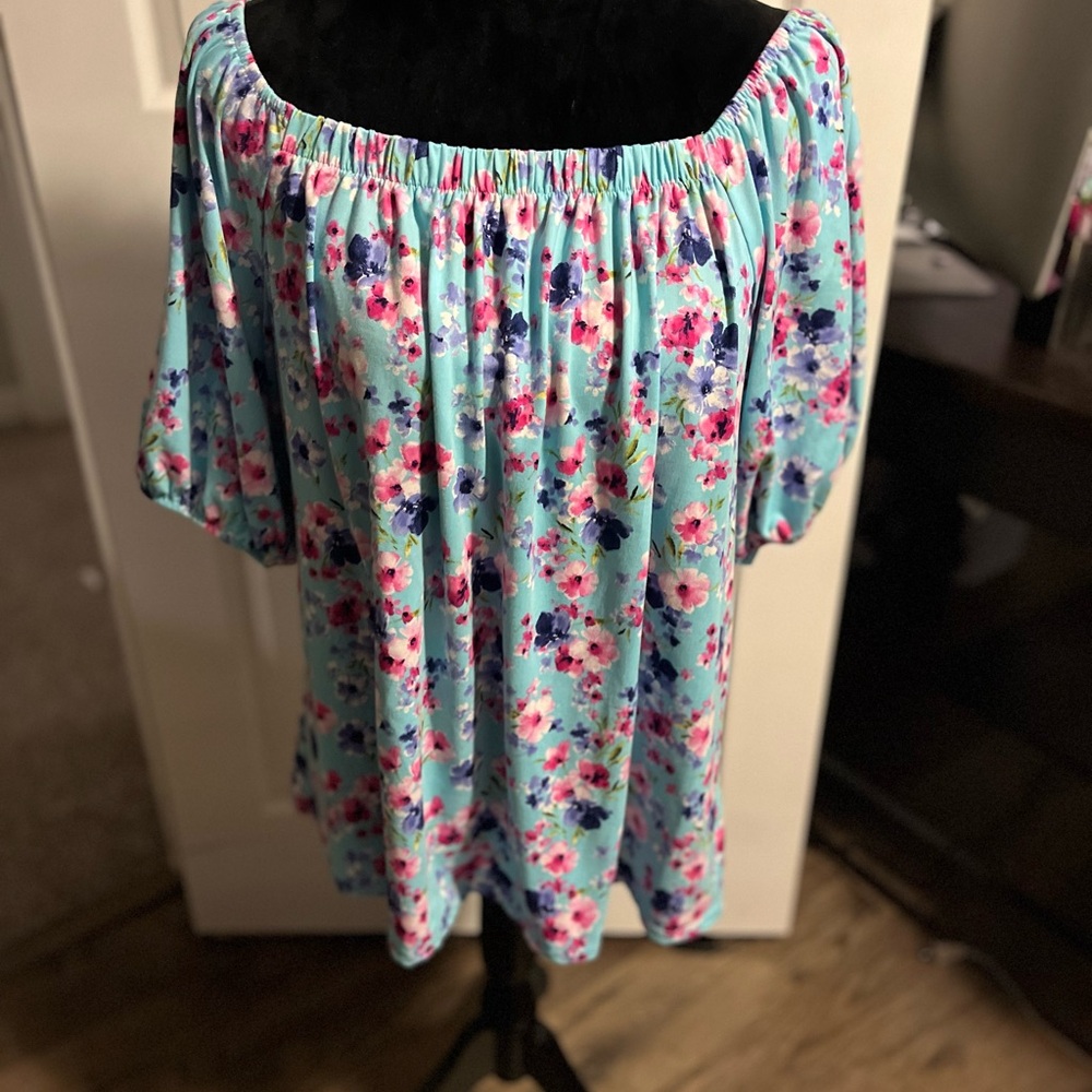 Women’s Floral Too